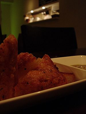 Deep fried shrimp mince toast