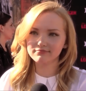 Dove Cameron 2013