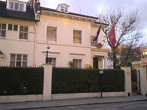 Embassy of Vietnam in London 1.jpg