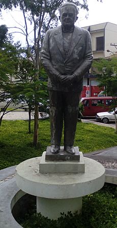 Estatua Castelo Branco Barroso-MG