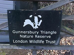 Gunnersbury Triangle badger logo LWT signboard