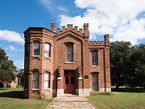 HammondHouse1 (1 of 1)