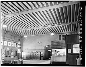 INTERIOR, WAITING ROOM - New London Railroad Station