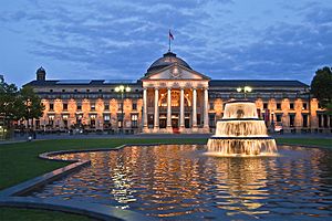 Kurhaus Wiesbaden blaue Stunde 290-L4