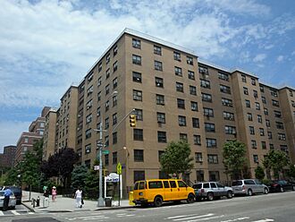 Metro North Plaza Houses jeh