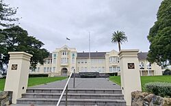 NZ AK Mt Albert Grammar School (4).jpg