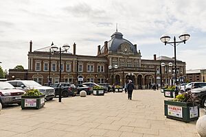 Norwich Railway Station - geograph.org.uk - 6160550