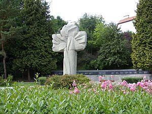 Pomnik ofiar egzekucji w Rurach Jezuickich w Lublinie 01