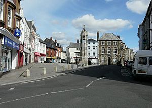 Town Square - geograph.org.uk - 1286355.jpg