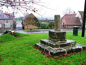 Village Green and Cross, Upper Broughton - geograph.org.uk - 102609