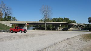 Wabash River bridge at Hutsonville