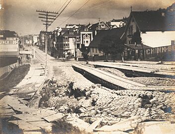Willard Worden Earthquake Damage to Union Street, 1906