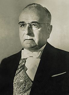 17 - Getúlio Dorneles Vargas 1951