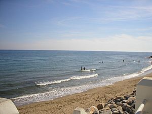 Calahonda beach, Calahonda, Spain 2005 2.JPG