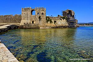 Castle of Methoni - panoramio
