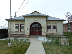 Cedar Fort School