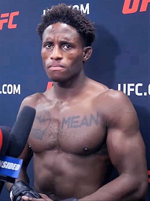 Hakeem Dawodu at UFC 244.jpg