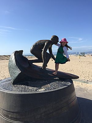 Hermosa Beach pier statue