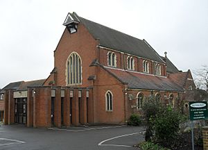 Holy Trinity Church, London Road, Redhill (January 2011)