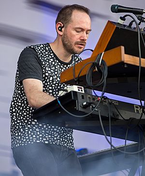 Iain Cook of Chvrches performing in Austin, Texas, 2014.jpg