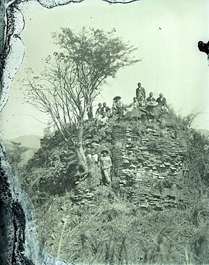 Iximche1920