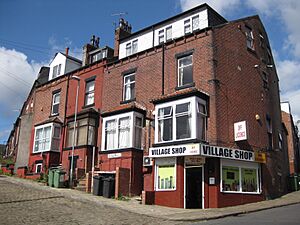 Knowle Mount Village Shop 04 Aug 2017
