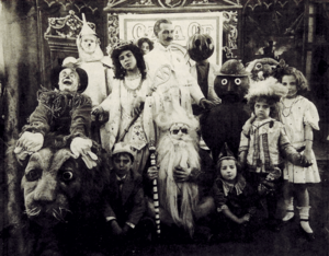 L. Frank Baum and characters in The Fairylogue and Radio-Plays 1908