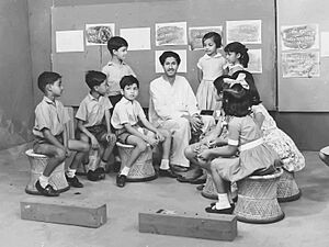 Mustafa Monwar at Chotoder Ashor on BTV 1964