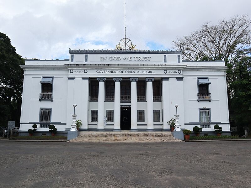 Negros Oriental Capitol front (Dumaguete North Road, Dumaguete, Negros Oriental; 01-19-2023)
