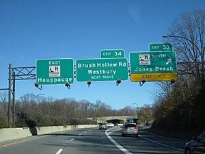 Northern State Parkway at Exit 33