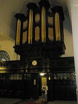 Organ within St Mary-at-Hill - geograph.org.uk - 924557