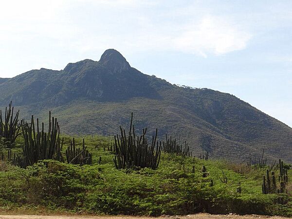 Otra vista del Cerro Santa Ana, Estado Falcón