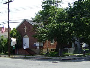 Oyster Bay Hood AME Zion