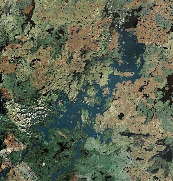 Southern Indian Lake