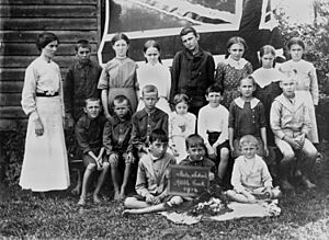 StateLibQld 2 142855 School portrait of Kobble Creek State School, Queensland, 1914