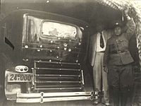 Το αυτοκίνητο του Ελ. Βενιζέλου διάτρητο από σφαίρες αμέσως μετά την απόπειρα της λεωφ. Κηφισίας το 1933