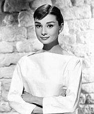 Audrey Hepburn 1956 (2)