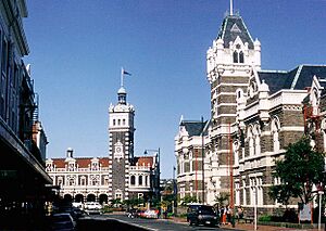 Dunedin Station and Courts