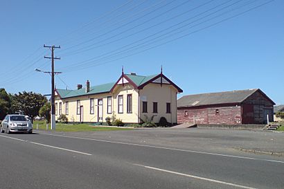 Former Train Station, Goods Shed In Thames.jpg