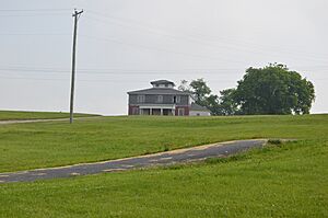 Handy Farmhouse, Cynthiana