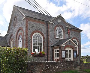 Herstmonceux Free Church, Chapel Row, Herstmonceux (NHLE Code 1043169) (September 2023) (13).jpg