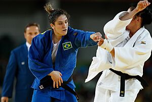 Judoca Mayra Aguiar vence cubana e ganha medalha de bronze (28816185032)