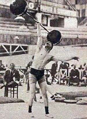 Le français Edmond Decottignies, champion olympique des poids légers en 1924