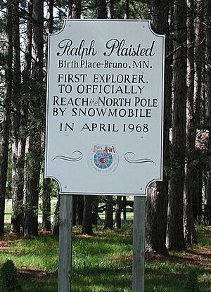 Ralph Plaisted birthplace sign