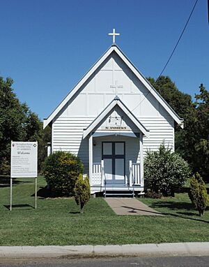 St Andrew's Anglican Church, Thangool, 2014 01