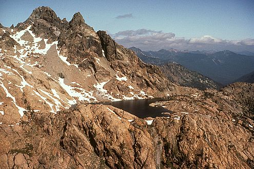 Alpine Lakes Wilderness-Okanogan Wenatchee (25392047211)