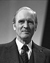 Karl Carstens