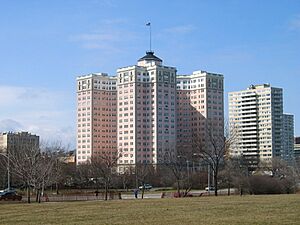 Edgewater Beach Apartments 060325