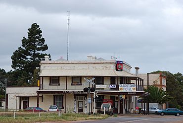 Gladstone Hotel South Australia.JPG