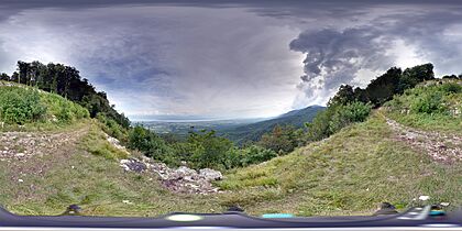 Panorama de la vallée du lac Léman depuis Saint-Cergue